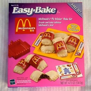 2000 Vintage EASY BAKE McDonald’s Apple Pie Kit - New Old Stock - VRHTF